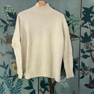 Gap Oatmeal Turtleneck Sweater, Sz XS